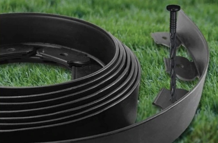 kvalitný plastový obrubník